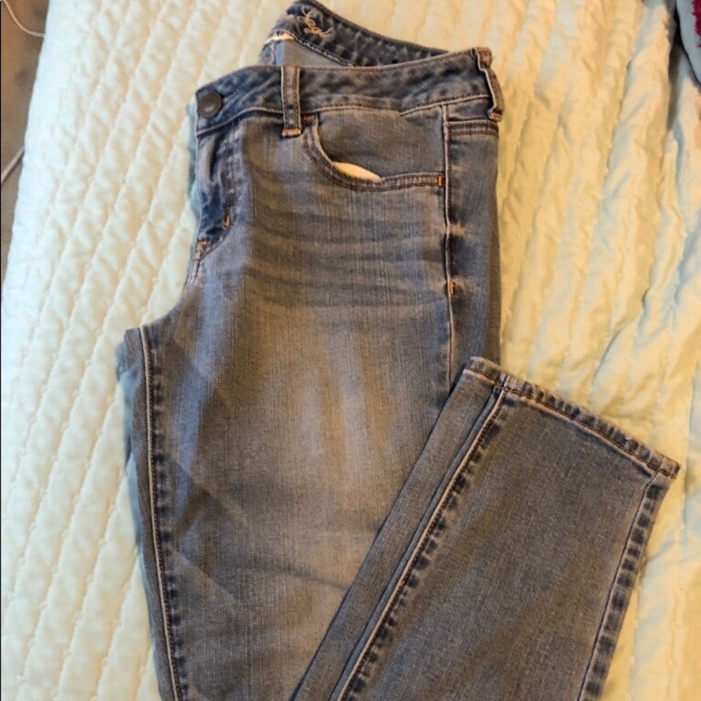 American Eagle skinny jeans